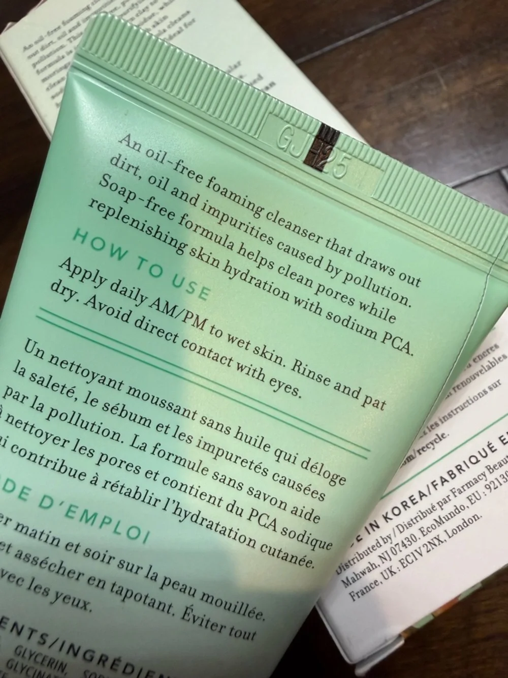 *NIB 3.4oz* Farmacy Whipped Greens Oil-Free Foaming Cleanser - Green